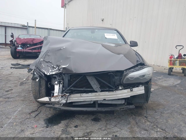 44537848 :رقم المزاد ، WBAFR1C54BC741683 vin ، 2011 Bmw 528i مزاد بيع