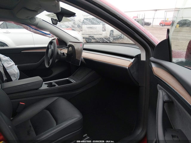 Продаж на аукціоні авто 2024 Tesla Model Y Long Range Dual Motor All-wheel Drive, vin: 7SAYGDEE9RF983577, номер лоту: 44537855