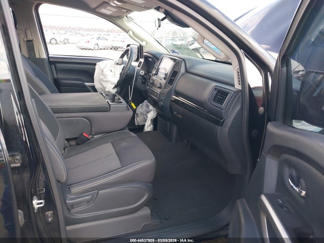 Продажа на аукционе авто 2022 Nissan Titan Sv 4x2, vin: 1N6AA1EE7NN104410, номер лота: 44537909
