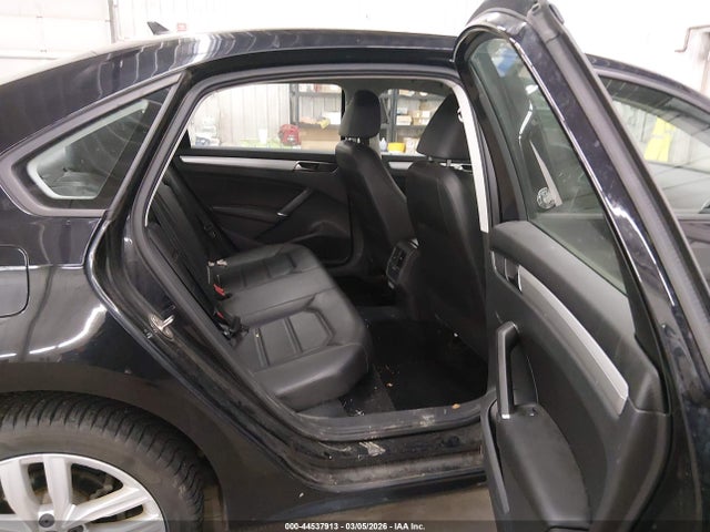 2019 VOLKSWAGEN PASSAT 1VWLA7A30KC003670 Photo 7