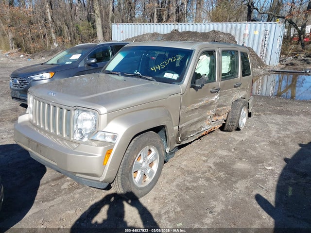 44537922 :رقم المزاد ، 1J4PN2GK7BW513646 vin ، 2011 Jeep Liberty Sport مزاد بيع