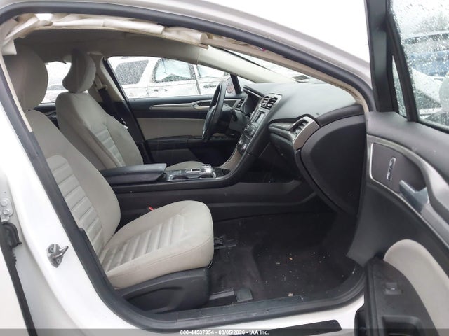 3FA6P0G72HR107299 Ford FUSION S