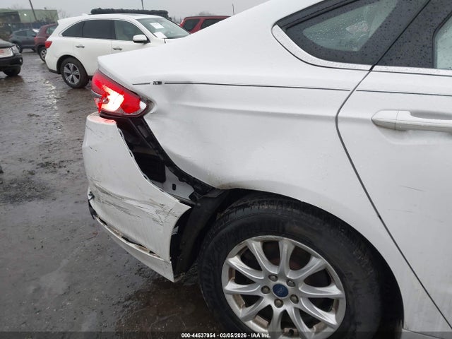 3FA6P0G72HR107299 Ford FUSION S