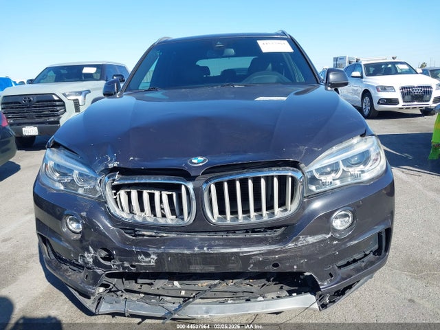 44537964 :رقم المزاد ، 5UXKR2C59J0X10791 vin ، 2018 Bmw X5 Sdrive35i مزاد بيع
