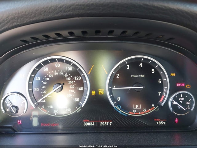 44537964 :رقم المزاد ، 5UXKR2C59J0X10791 vin ، 2018 Bmw X5 Sdrive35i مزاد بيع
