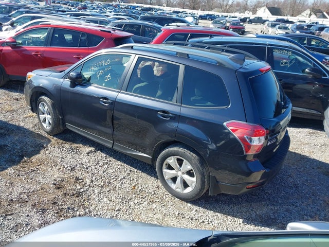 Subaru Forester 2.5i Premium 2016 JF2SJADC3GH413172 Image 3