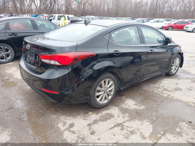 2016 HYUNDAI ELANTRA KMHDH4AE4GU607528 Photo 3