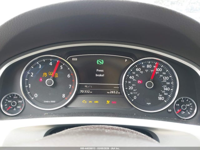 2017 VOLKSWAGEN TOUAREG WVGGF7BP7HD005888 Photo 6
