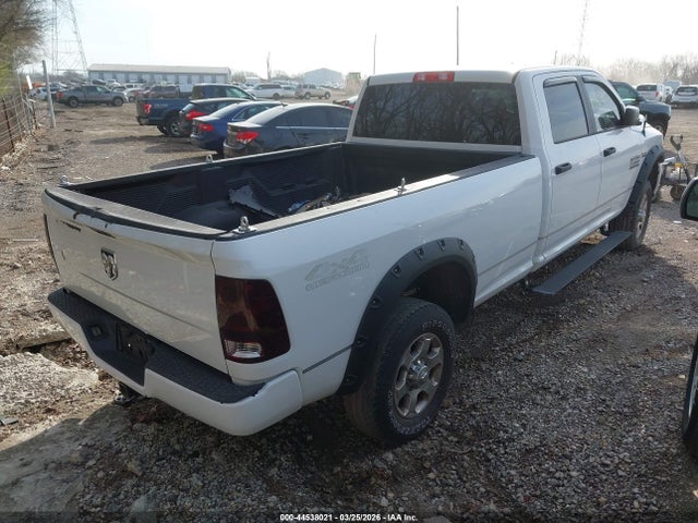 2015 RAM 2500 3C6TR5HT9FG587616 Photo 3