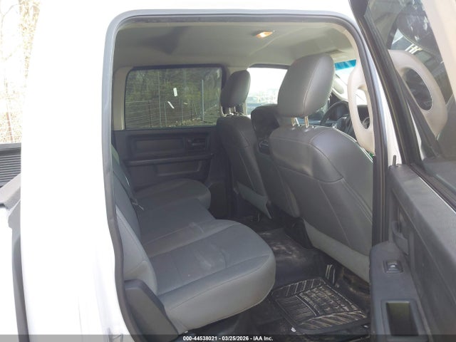2015 RAM 2500 3C6TR5HT9FG587616 Photo 7