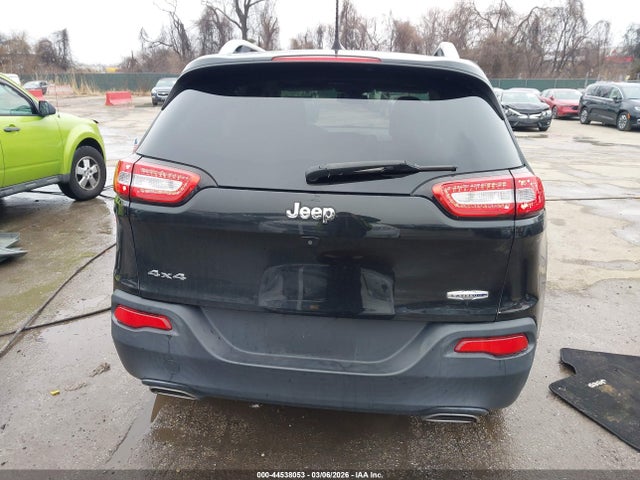44538053 :رقم المزاد ، 1C4PJMCS7GW114732 vin ، 2016 Jeep Cherokee Latitude مزاد بيع