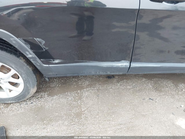 44538053 :رقم المزاد ، 1C4PJMCS7GW114732 vin ، 2016 Jeep Cherokee Latitude مزاد بيع