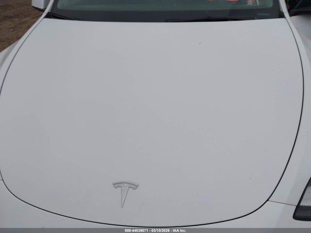 Продажа на аукционе авто 2022 Tesla Model Y Long Range Dual Motor All-wheel Drive, vin: 7SAYGAEE9NF507600, номер лота: 44538071