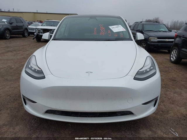 Продажа на аукционе авто 2022 Tesla Model Y Long Range Dual Motor All-wheel Drive, vin: 7SAYGAEE9NF507600, номер лота: 44538071