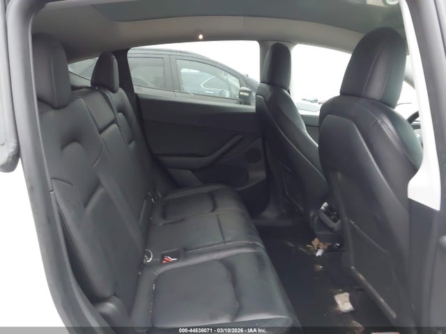 Продажа на аукционе авто 2022 Tesla Model Y Long Range Dual Motor All-wheel Drive, vin: 7SAYGAEE9NF507600, номер лота: 44538071