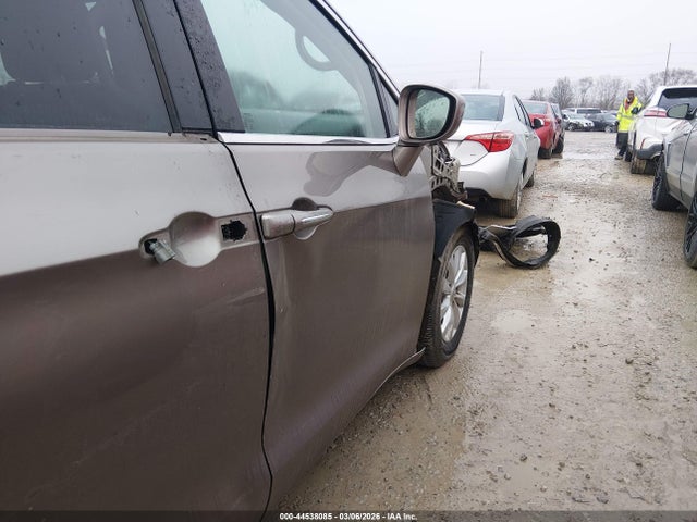 Продаж на аукціоні авто 2018 Chrysler Pacifica Touring Plus, vin: 2C4RC1FG5JR131506, номер лоту: 44538085