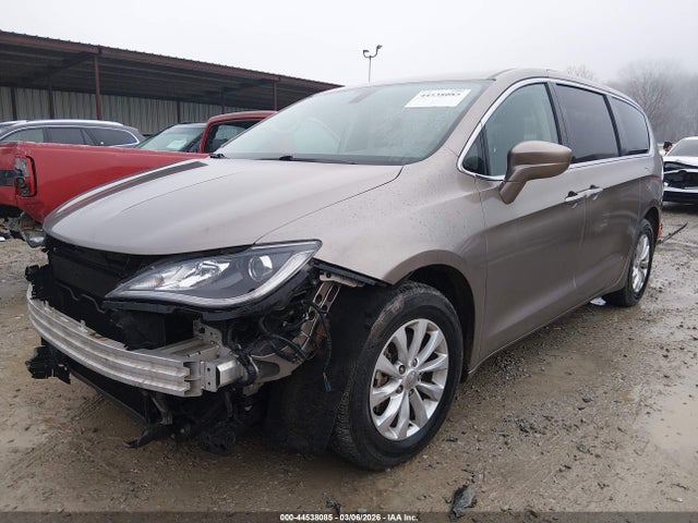 Продаж на аукціоні авто 2018 Chrysler Pacifica Touring Plus, vin: 2C4RC1FG5JR131506, номер лоту: 44538085