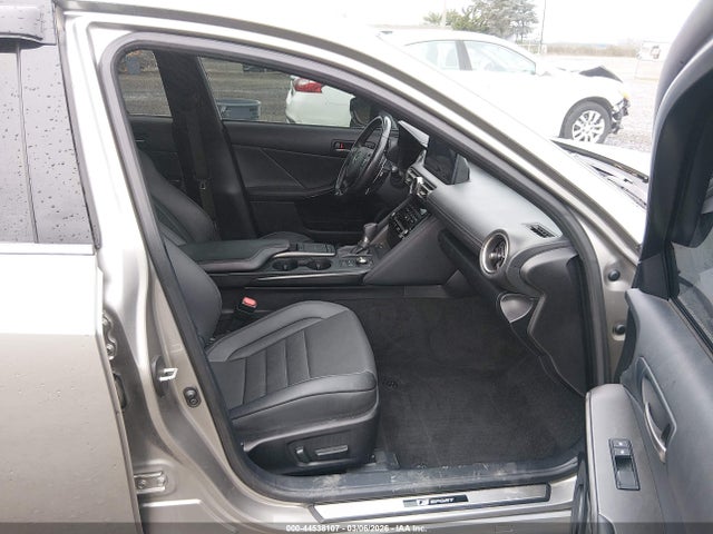 2022 LEXUS IS 350 JTHGZ1E20N5025932 Photo 4