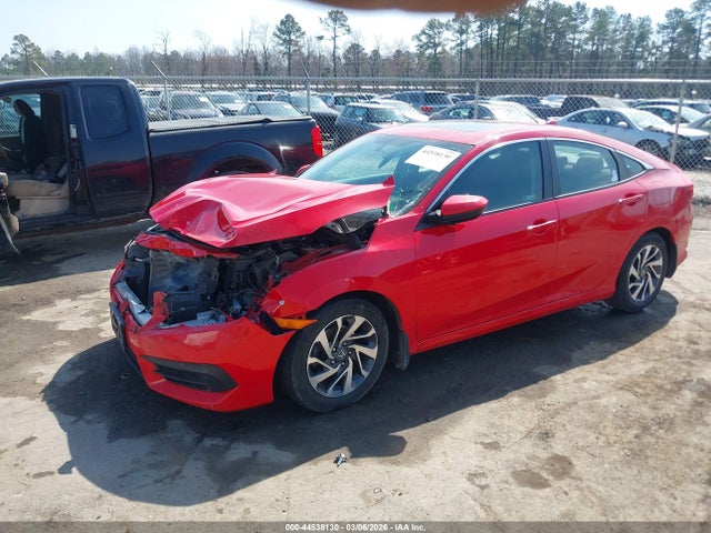 Honda CIVIC EX 2018 2HGFC2F78JH567928 Image 2