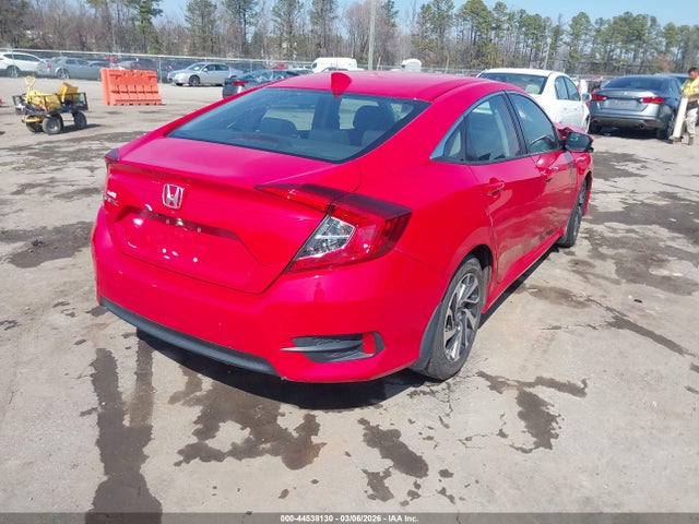 Honda CIVIC EX 2018 2HGFC2F78JH567928 Image 4
