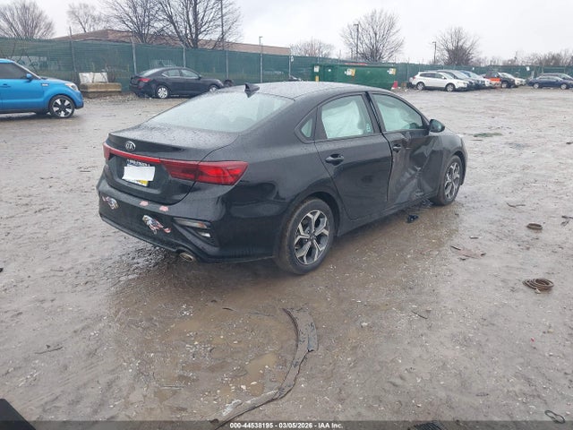 KIA Forte Lxs 2021 3KPF24AD3ME313716 Image 4