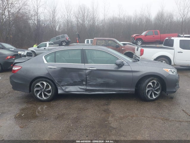 Продажа на аукционе авто 2017 Honda Accord Ex-l V6, vin: 1HGCR3F82HA014989, номер лота: 44538200