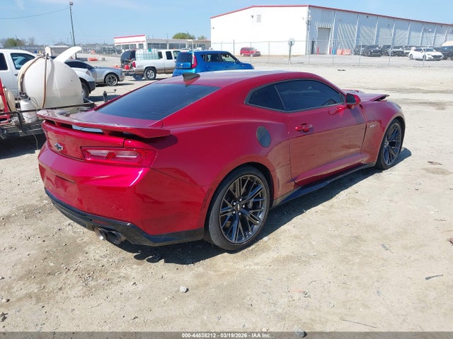 2018 CHEVROLET CAMARO 1G1FK1R64J0150379 Photo 3
