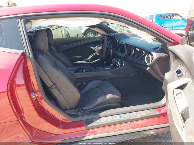2018 CHEVROLET CAMARO 1G1FK1R64J0150379 Photo 4