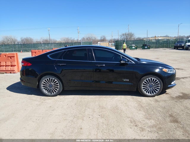 3FA6P0PUXHR329739 Ford Fusion Energi Se Luxury