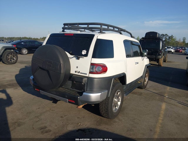 2012 TOYOTA FJ CRUISER JTEZU4BF5CK012220 Photo 3