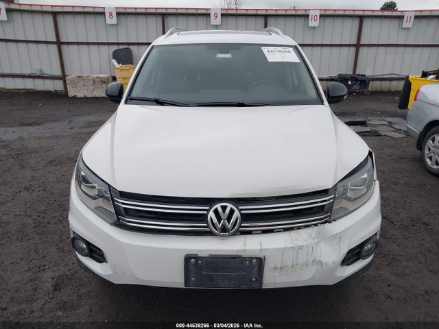 WVGUV7AX6HK013449 Volkswagen Tiguan 2.0t Sport