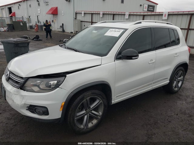 WVGUV7AX6HK013449 Volkswagen Tiguan 2.0t Sport