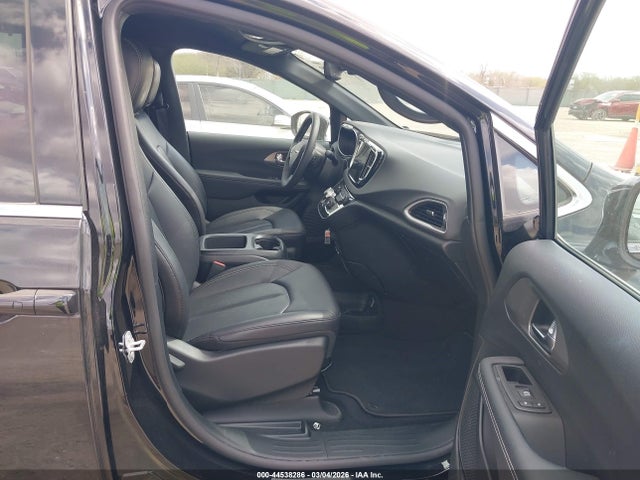 Chrysler Pacifica Select 2026 2C4RC1BG6TR156939 Image 5