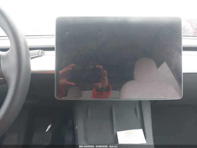 Продаж на аукціоні авто 2022 Tesla Model Y Long Range Dual Motor All-wheel Drive, vin: 7SAYGAEE4NF362756, номер лоту: 44538300