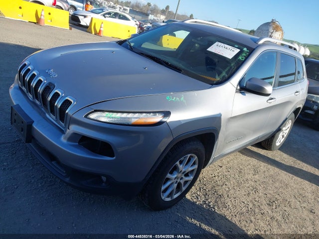 1C4PJMCB9GW311160 Jeep Cherokee Latitude