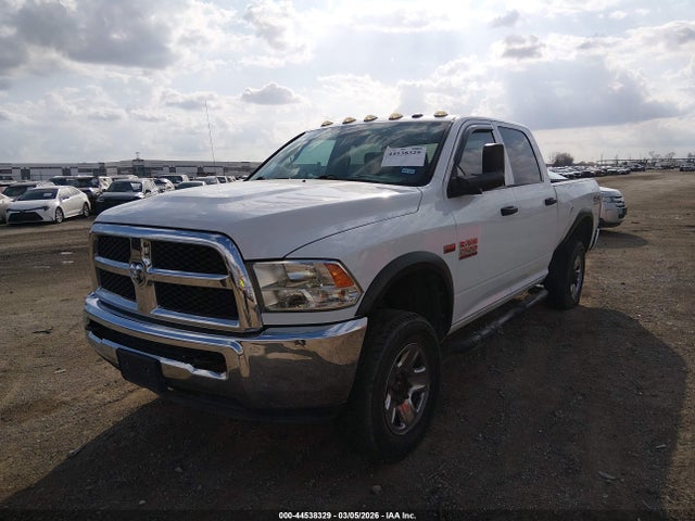 44538329 :رقم المزاد ، 3C6UR5CJ3JG257182 vin ، 2018 Ram 2500 Tradesman  4x4 6'4 Box مزاد بيع