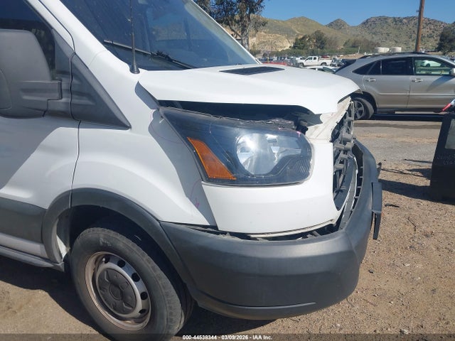 Ford Transit-250 2019 1FTYR2CM5KKB07751 Image 18