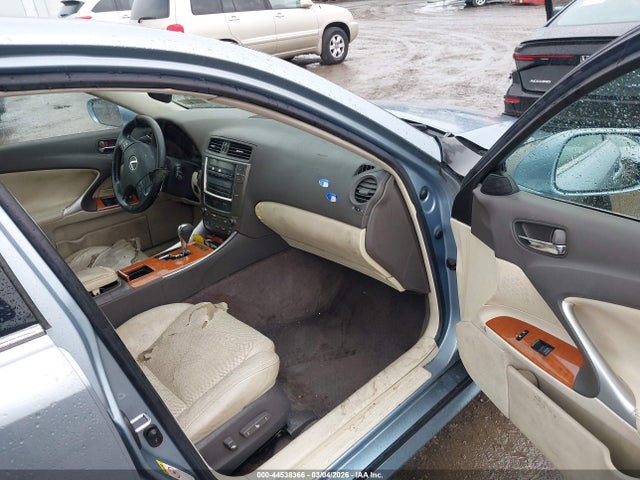 Продажа на аукционе авто 2009 Lexus Is 250, vin: JTHCK262395035268, номер лота: 44538366