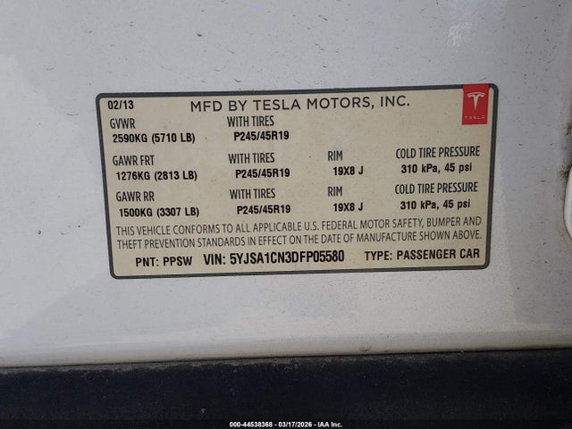 44538368 :رقم المزاد ، 5YJSA1CN3DFP05580 vin ، 2013 Tesla Model S مزاد بيع