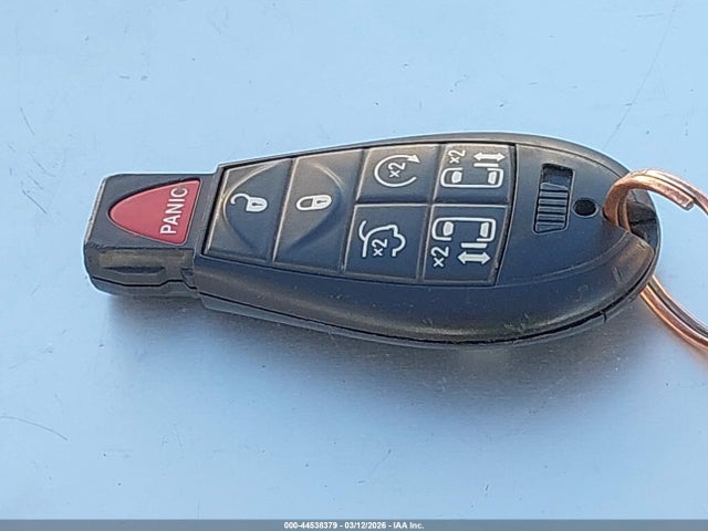 2010 CHRYSLER TOWN & COUNTRY 2A4RR8DX1AR394936 Photo 10