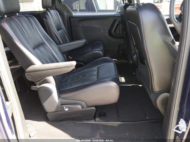 44538386 :رقم المزاد ، 2C4RDGEG8DR561326 vin ، 2013 Dodge Grand Caravan R/t مزاد بيع