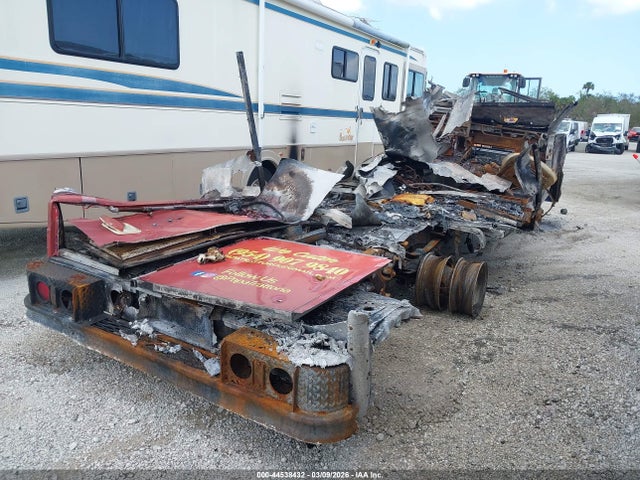 44538432 :رقم المزاد ، 1GCHP32M7F3342214 vin ، 1985 Chevrolet P30 مزاد بيع