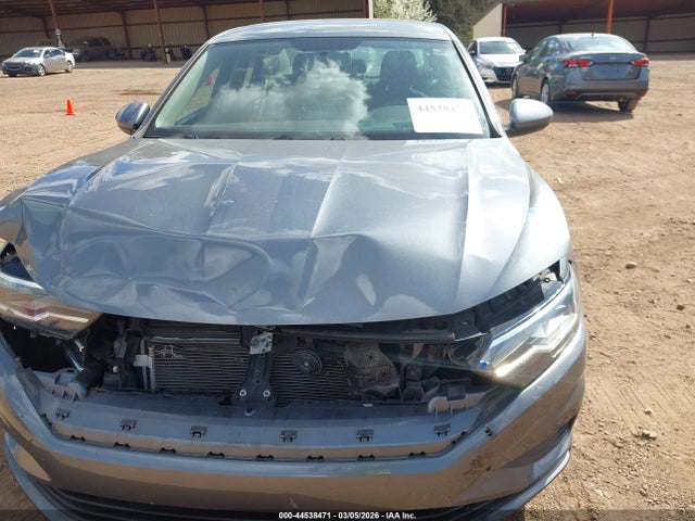 Aukcja sprzedaży 2019 Volkswagen Jetta 1.4t R-line/1.4t S/1.4t Se, vin: 3VWCB7BU4KM135303, numer aukcji: 44538471