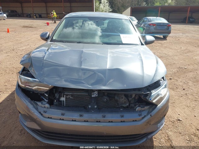 Aukcja sprzedaży 2019 Volkswagen Jetta 1.4t R-line/1.4t S/1.4t Se, vin: 3VWCB7BU4KM135303, numer aukcji: 44538471