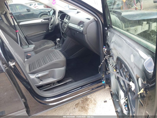 Продаж на аукціоні авто 2023 Volkswagen Tiguan 2.0t S, vin: 3VVRB7AXXPM118281, номер лоту: 44538490