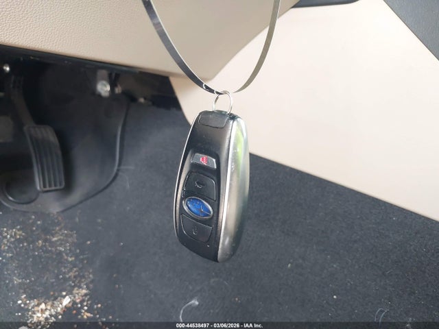 44538497 :رقم المزاد ، 4S4BSANCXH3214771 vin ، 2017 Subaru Outback 2.5i Limited مزاد بيع
