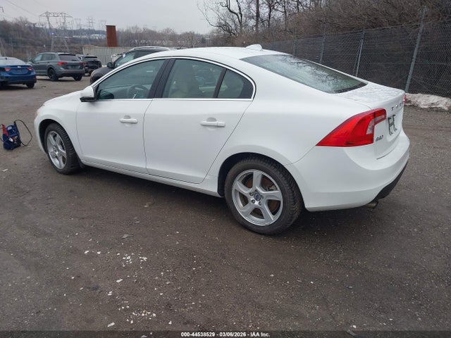 2012 VOLVO S60 YV1622FS0C2107190 Photo 2