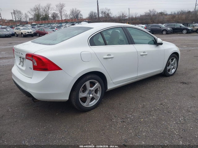 2012 VOLVO S60 YV1622FS0C2107190 Photo 3