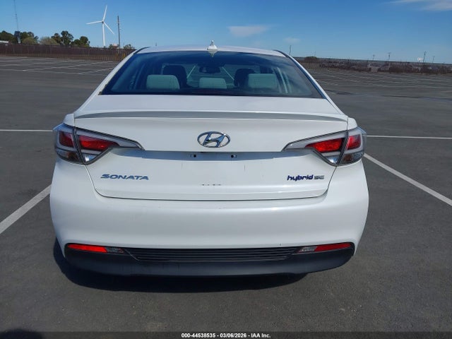 Hyundai Sonata Hybrid Se 2016 KMHE24L14GA037564 Image 18