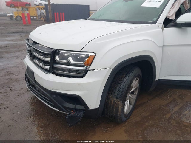Продажа на аукционе авто 2018 Volkswagen Atlas 3.6l V6 Se, vin: 1V2KR2CA3JC523784, номер лота: 44538536